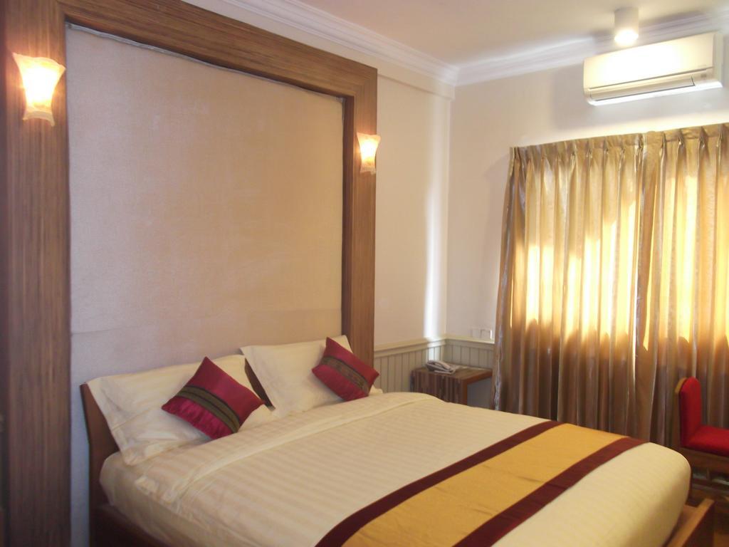 Hotel 63 Yangon Ngoại thất bức ảnh